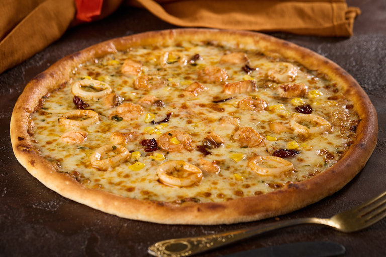 DENİZ MAHSÜLLERİ PİZZA