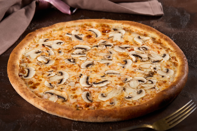 FUNGHI PİZZA