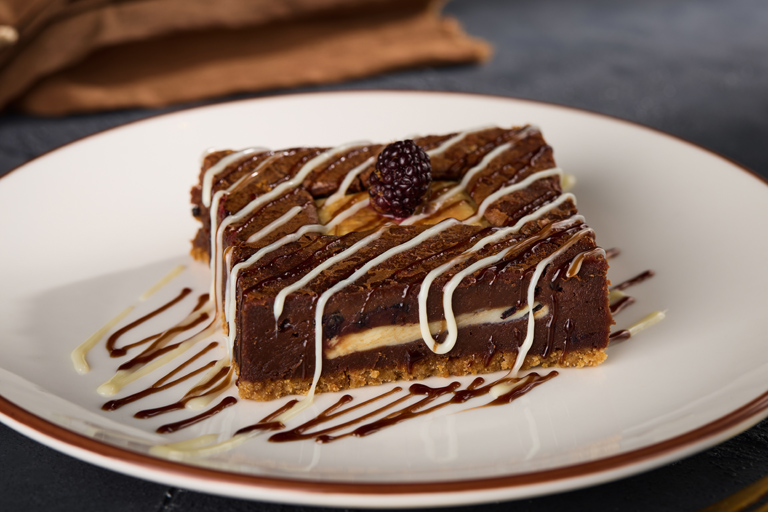 BÖĞÜRTLENLİ BELÇİKA BROWNIE
