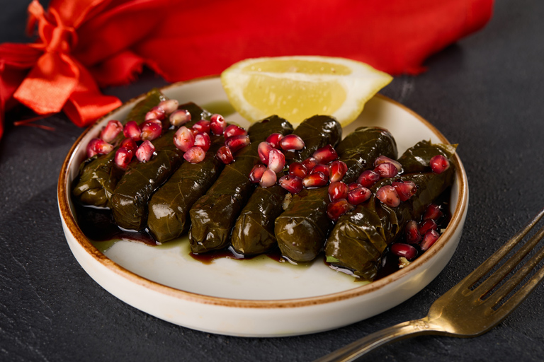 VİŞNELİ YAPRAK SARMA